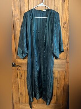 Vintage 1980s Victoria’s Secret Gold Label Dark Green Silky Kimono Robe PS
